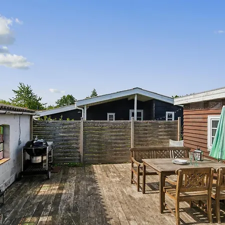 Vakantiehuis Paula - 80m From The Sea By Interhome *